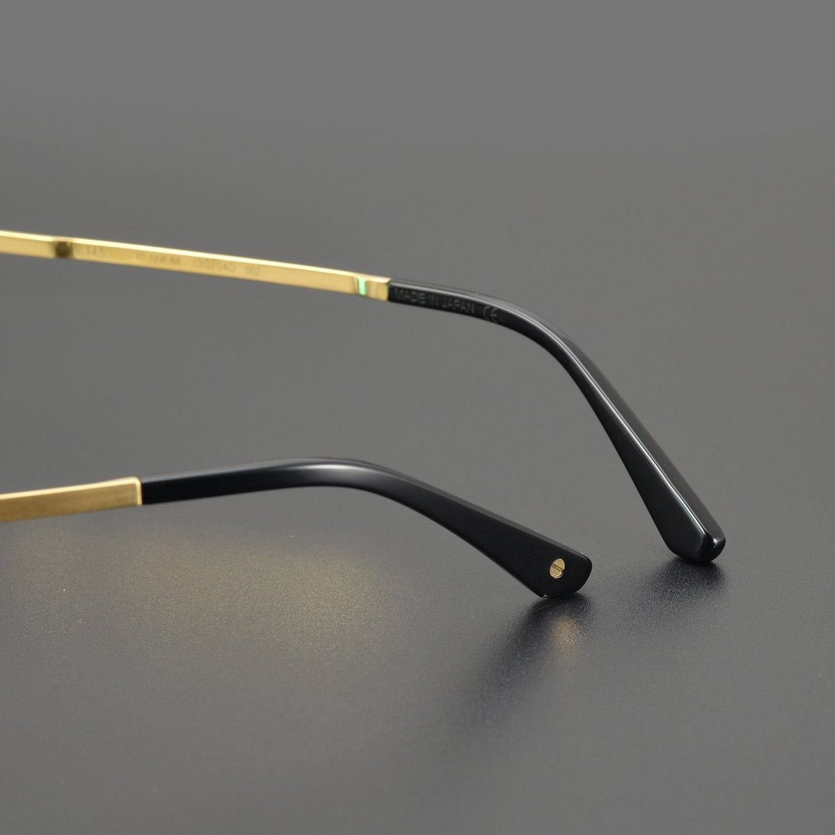 Retro Rimless Round Titanium Eyeglasses in Silver & Gold | Lightweight Aviator - Style Frame – CT0254O - HP eyeglasses