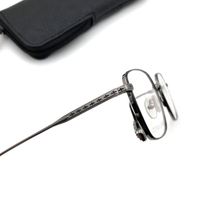 Gothic Titanium Square Glasses with Cross-Engraved Temples & Vintage Details – CH8018