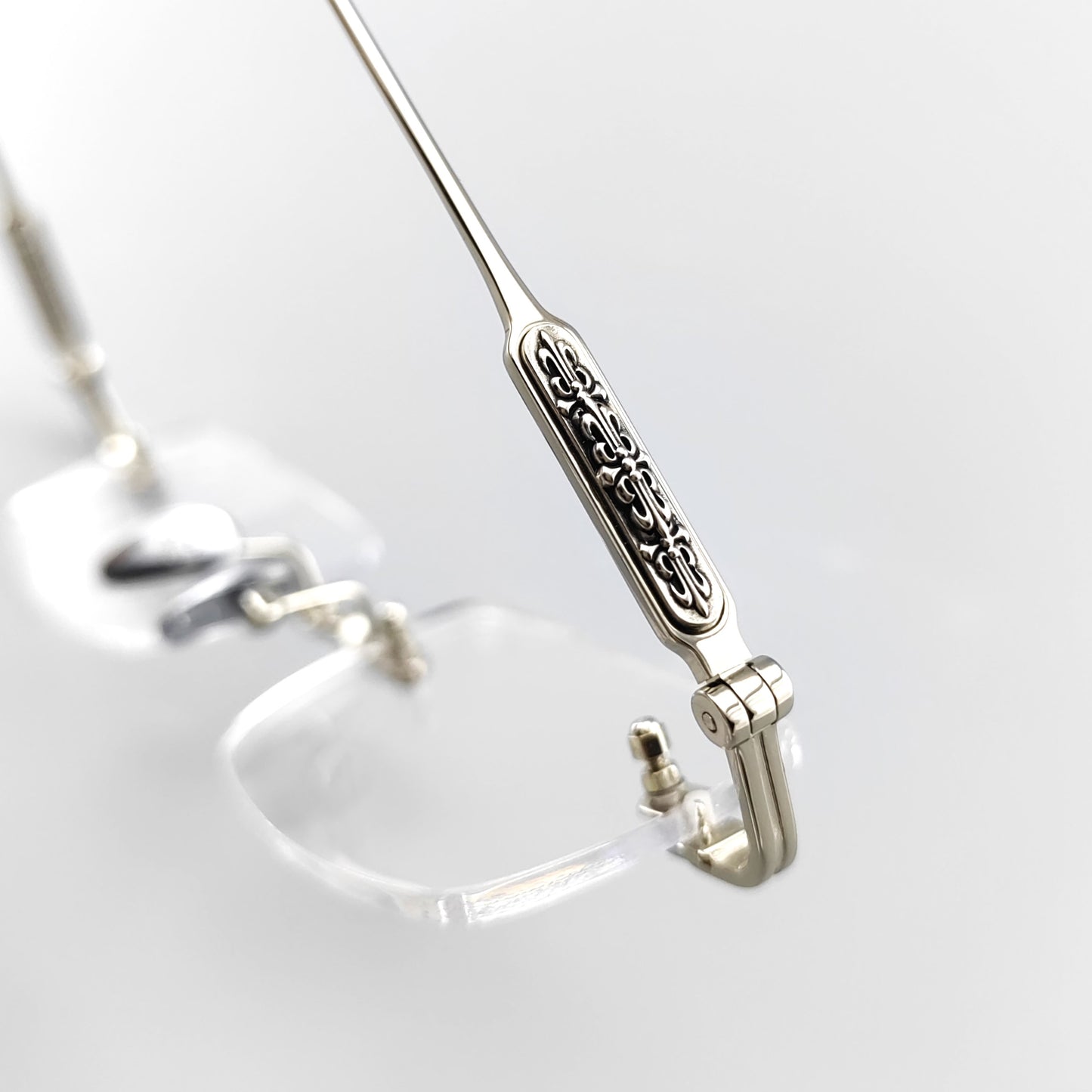 Chrome Hearts-Style SOFFFFFFFFERS II Rimless Glasses | Pure Titanium Frame with Medieval Detailing