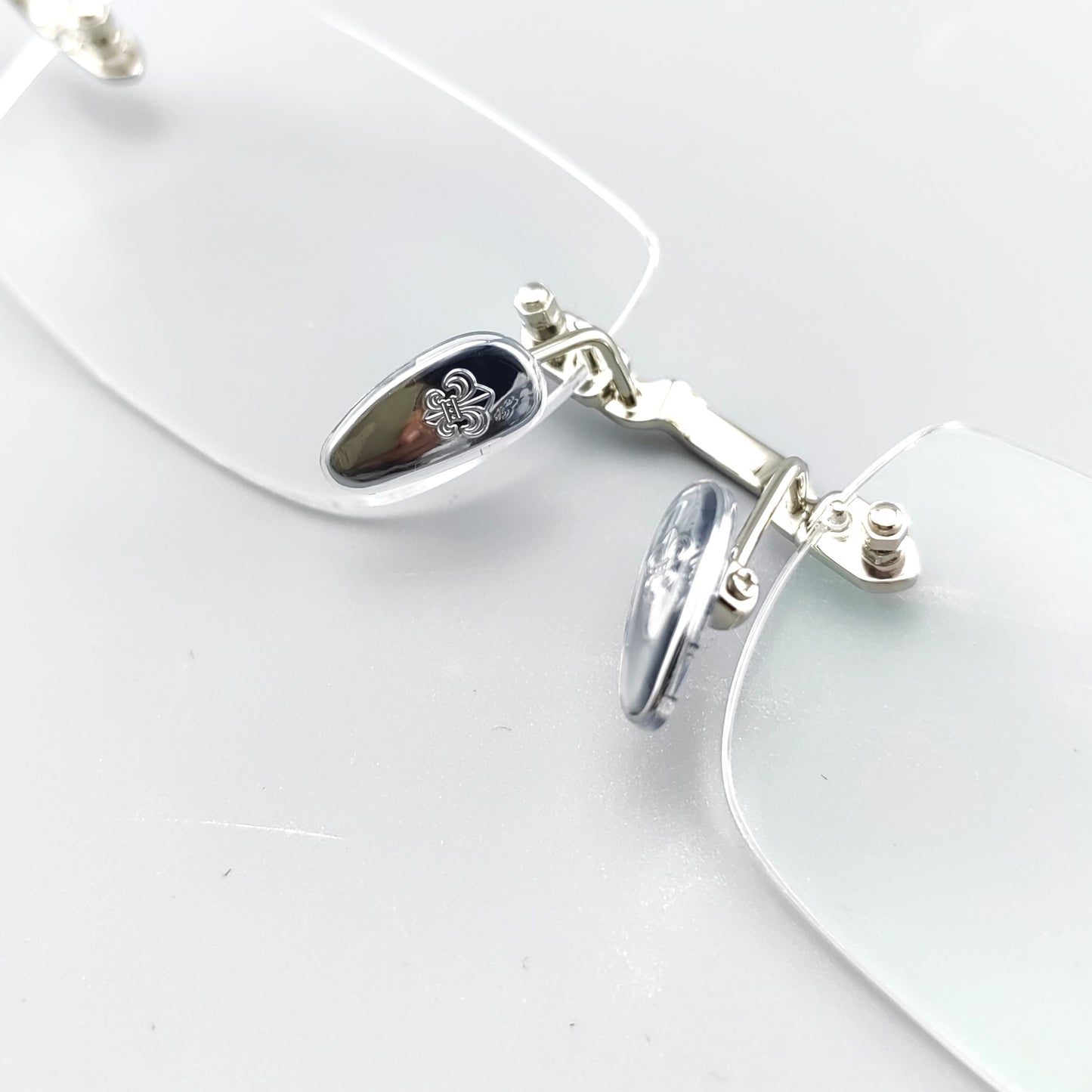 Chrome Hearts-Style SOFFFFFFFFERS II Rimless Glasses | Pure Titanium Frame with Medieval Detailing