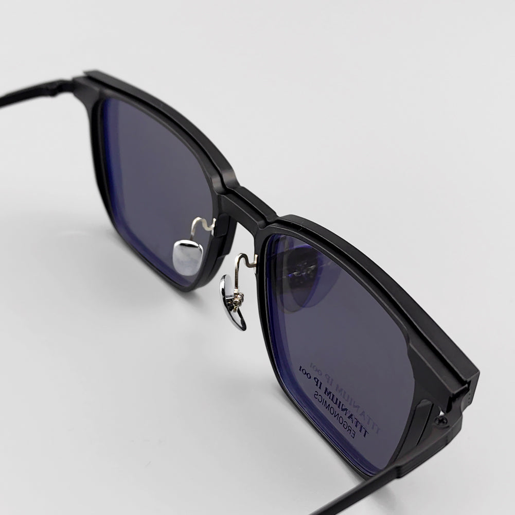 [买一送二] 磁性玻璃钛夹式光学眼镜附赠太阳镜夹 - EO-9903