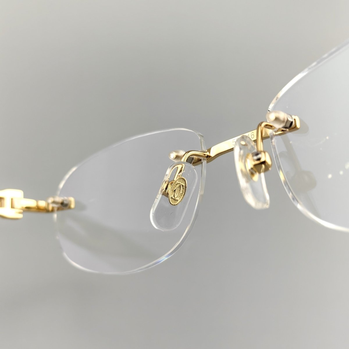 Cartier - Style Pure Titanium Oval Rimless Glasses Designer Vintage Optical Frame for Men & Women – CT0455OJ - HP eyeglasses