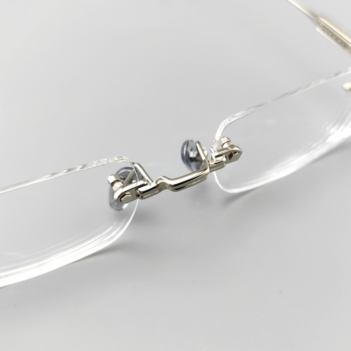 Chrome Hearts - Style SOFFFFFFFFERS II Rimless Glasses | Pure Titanium Frame with Medieval Detailing - HP eyeglasses