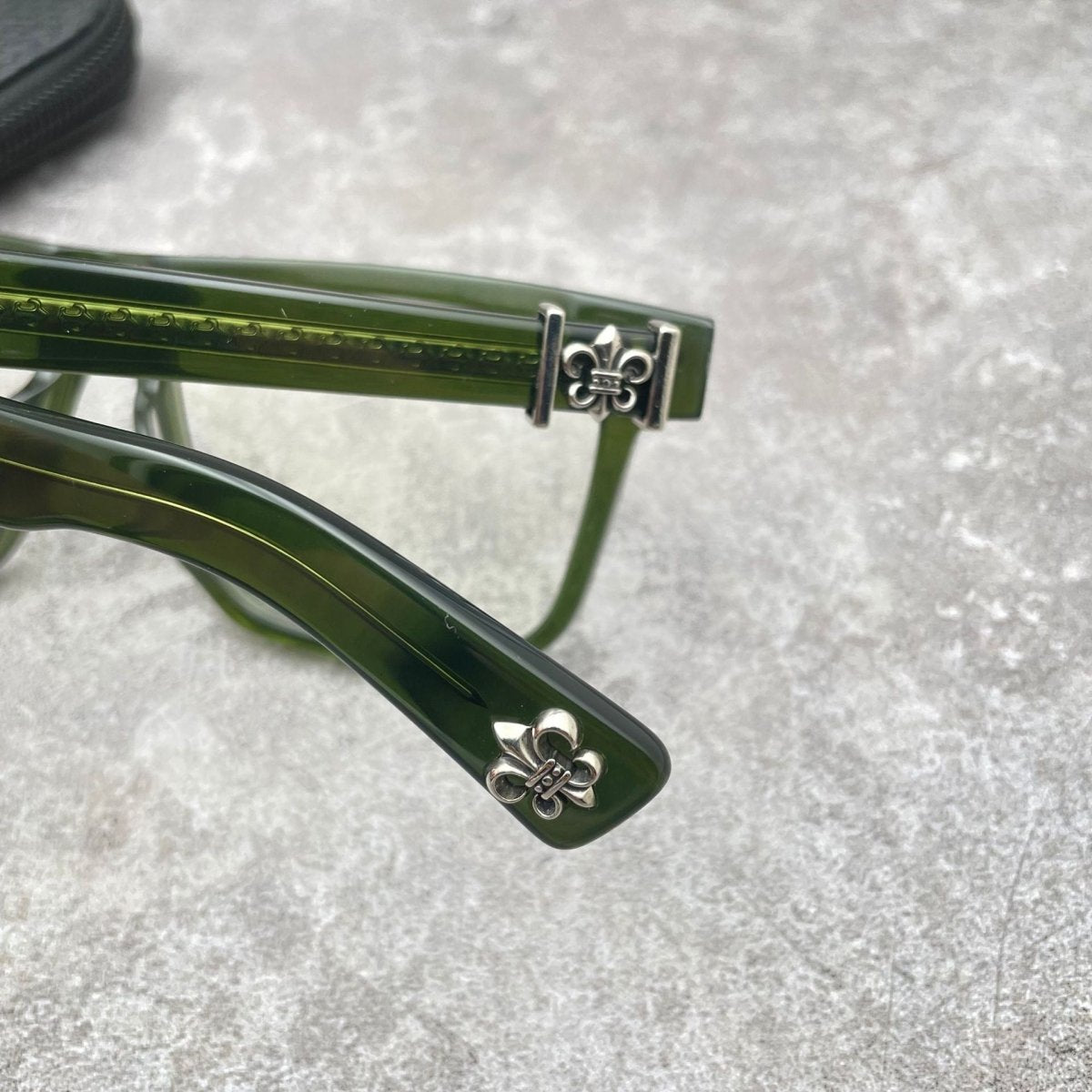 Vintage Oversized Acetate Full Frame Glasses for Men & Women – BOX LUNCH - A - HP eyeglasses